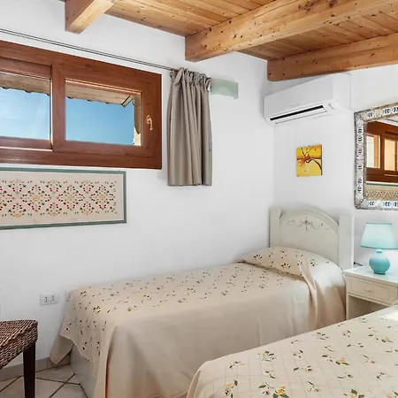 아파트 Attico La Bomboniera 올비아